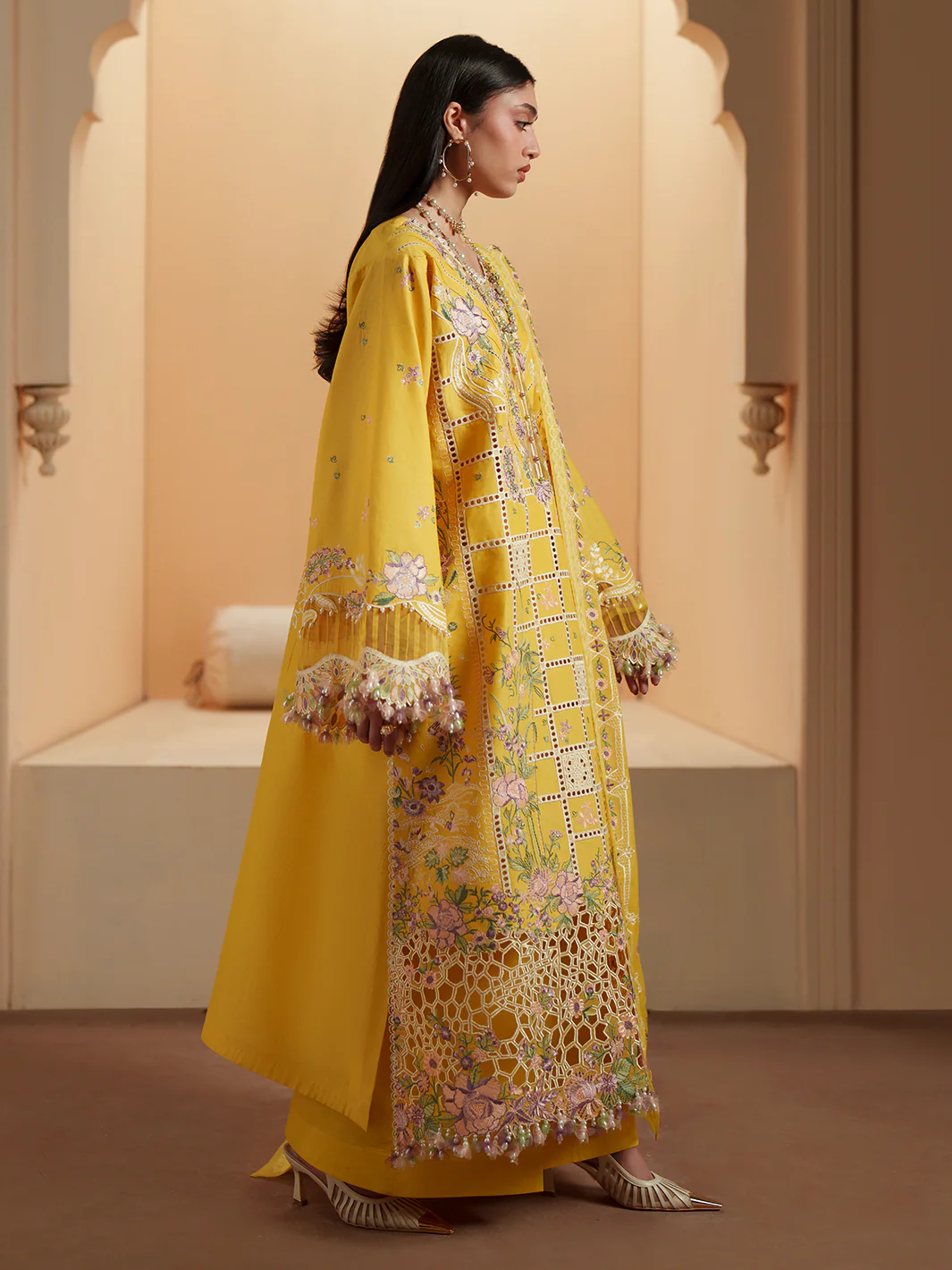 D-111-A | 3 PC Luxury Lawn - Image 6