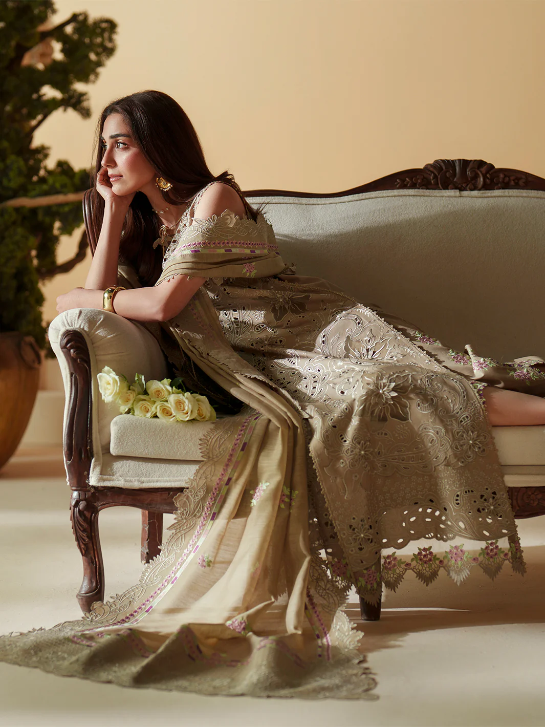 D-113-A | 3 PC Luxury Lawn - Image 8